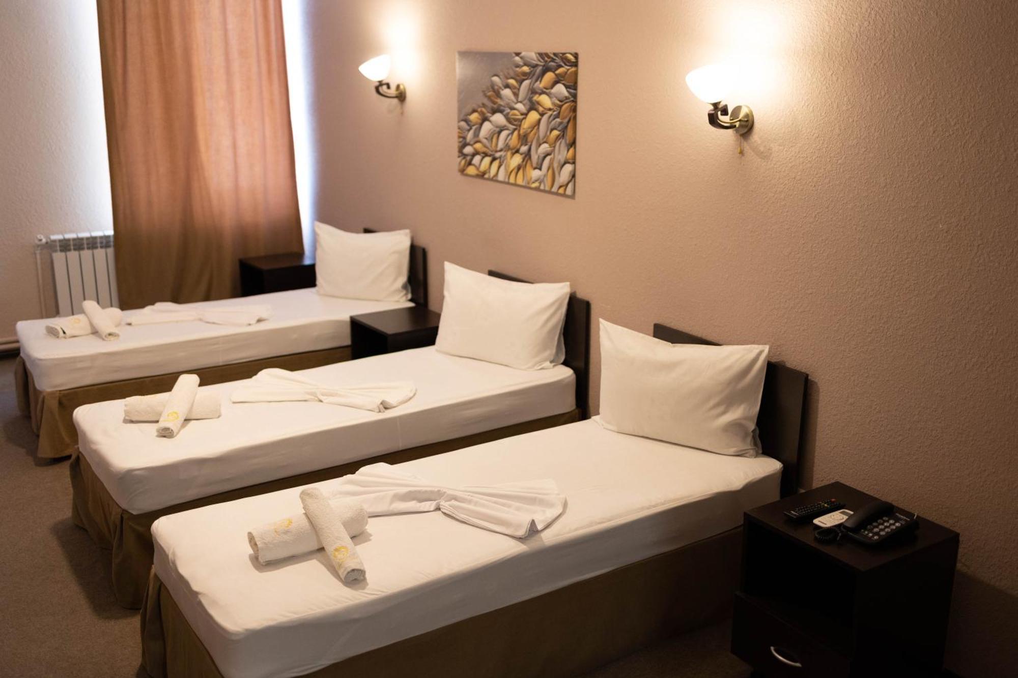 Richmind Hotel Vagharshapat Extérieur photo