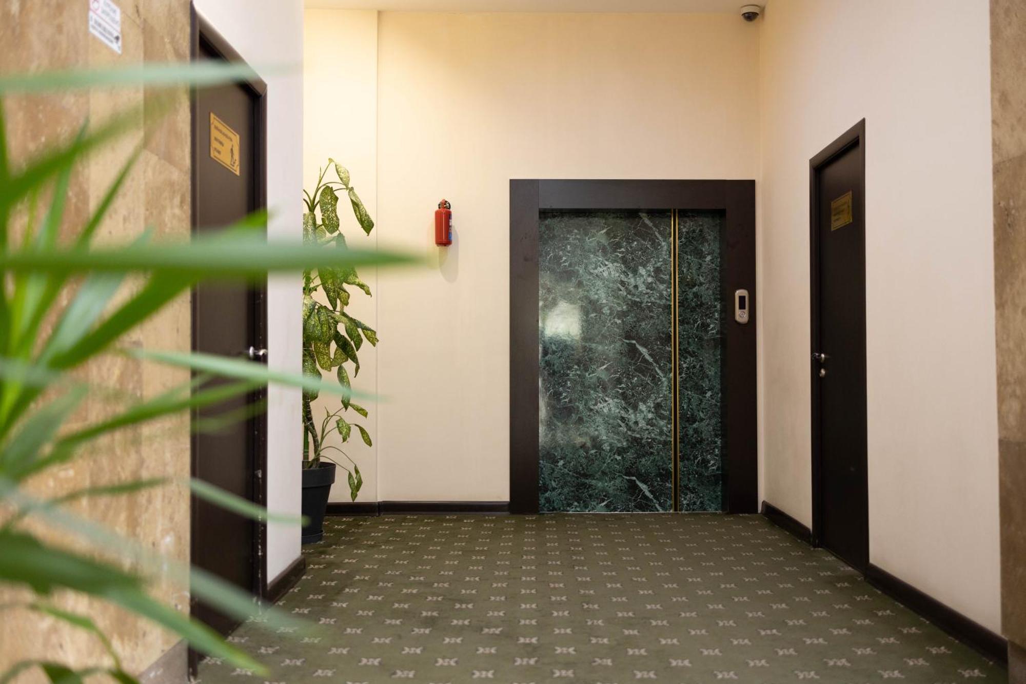 Richmind Hotel Vagharshapat Extérieur photo