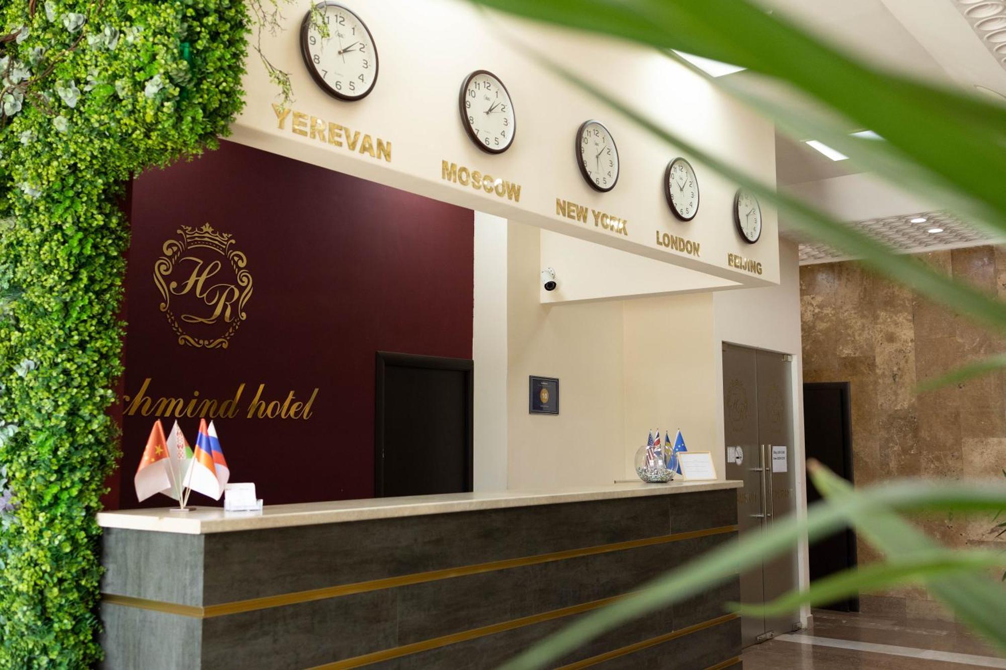 Richmind Hotel Vagharshapat Extérieur photo