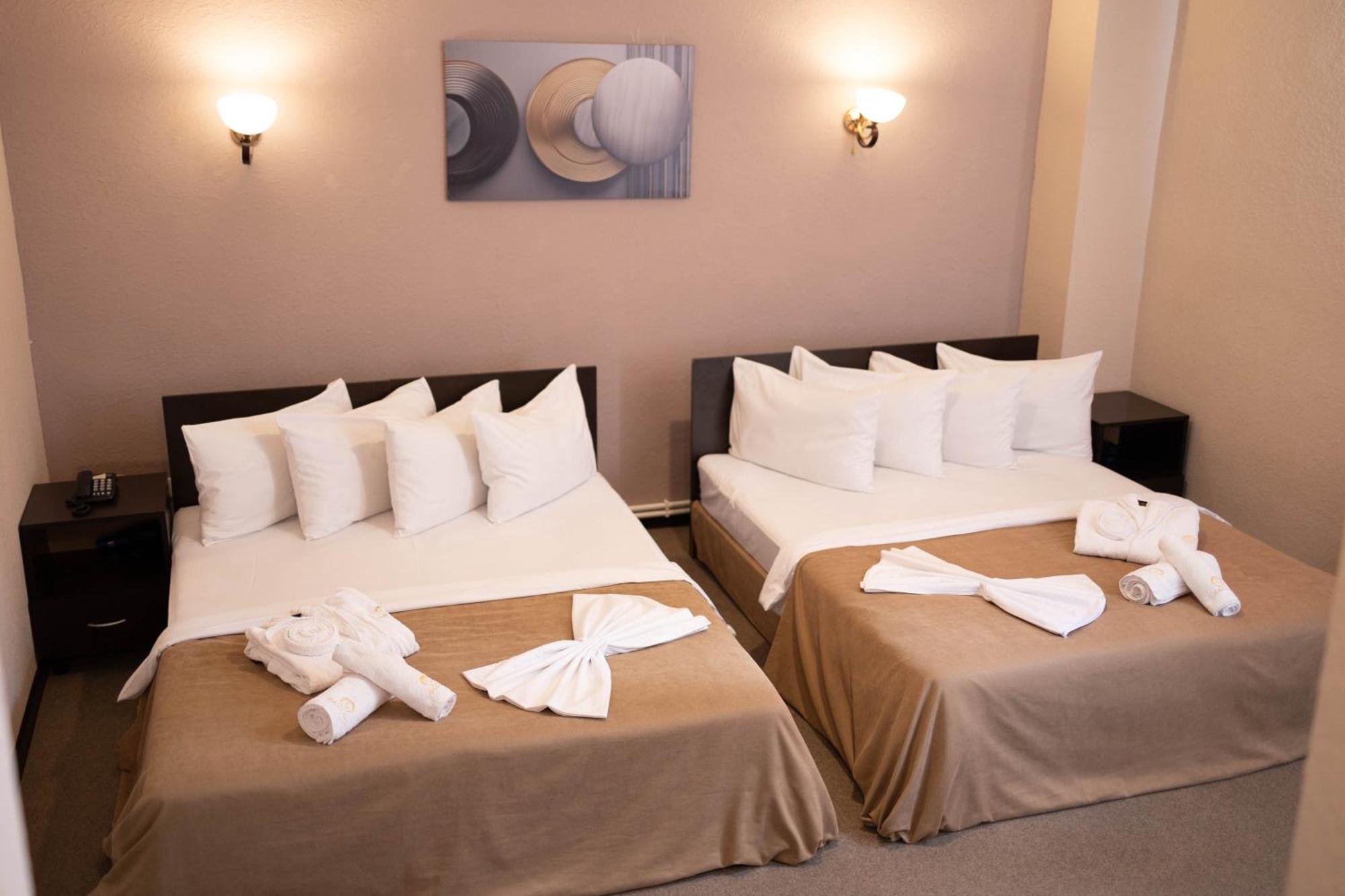 Richmind Hotel Vagharshapat Extérieur photo