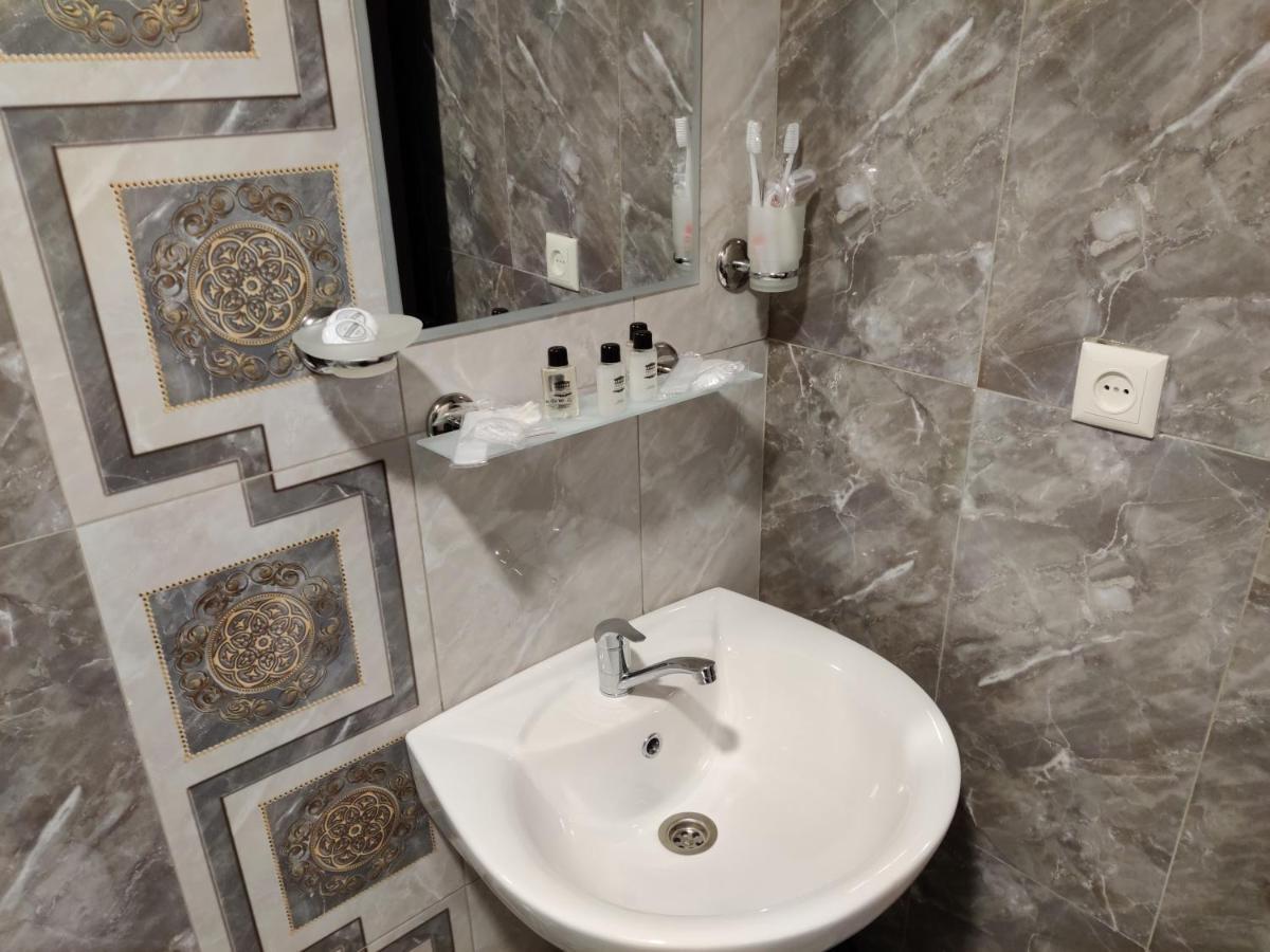 Richmind Hotel Vagharshapat Extérieur photo