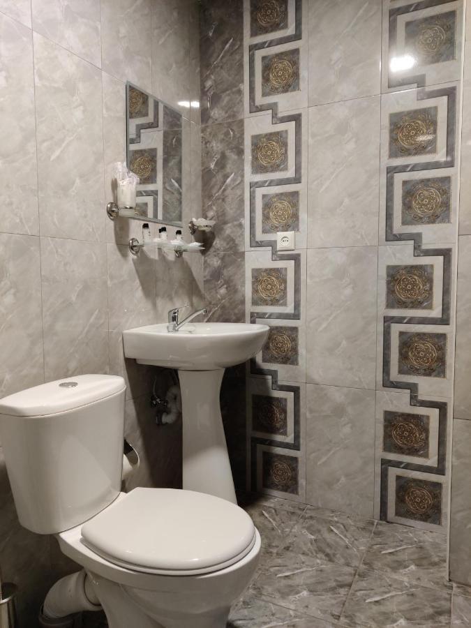 Richmind Hotel Vagharshapat Extérieur photo
